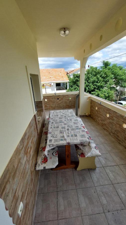 Apartments Luna Stan Trigraci Exterior foto